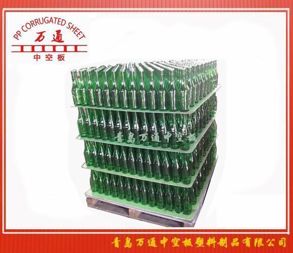 <strong>玻璃瓶塑料中空板折邊墊板</strong>